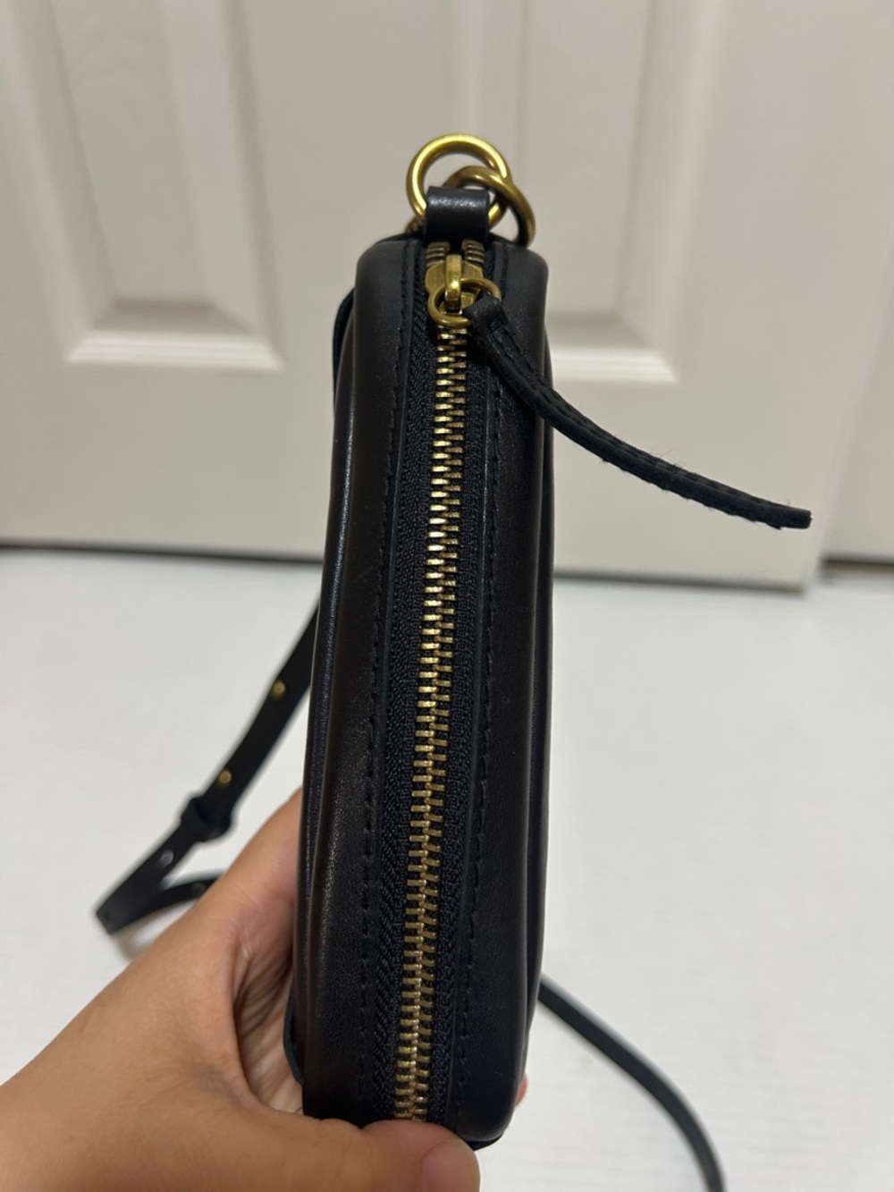 Madewell Carabiner Mini Crossbody Bag - Picture 7 of 11